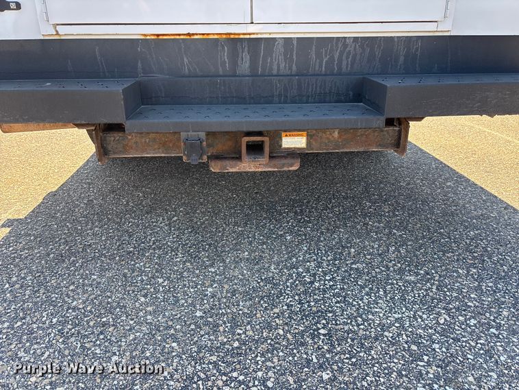 image for item EA4740 2019 GMC Savana utility van