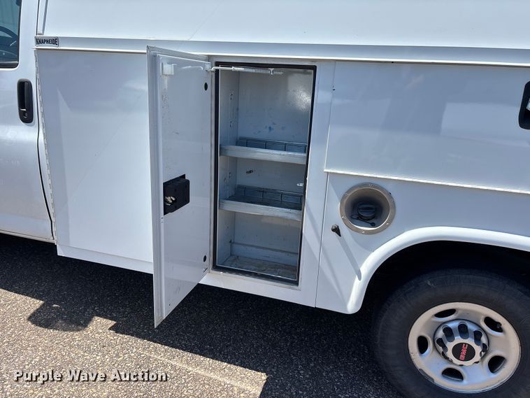 image for item EA4740 2019 GMC Savana utility van