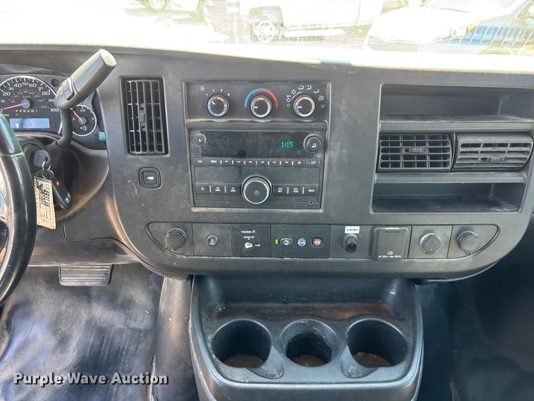 image for item EA4740 2019 GMC Savana utility van