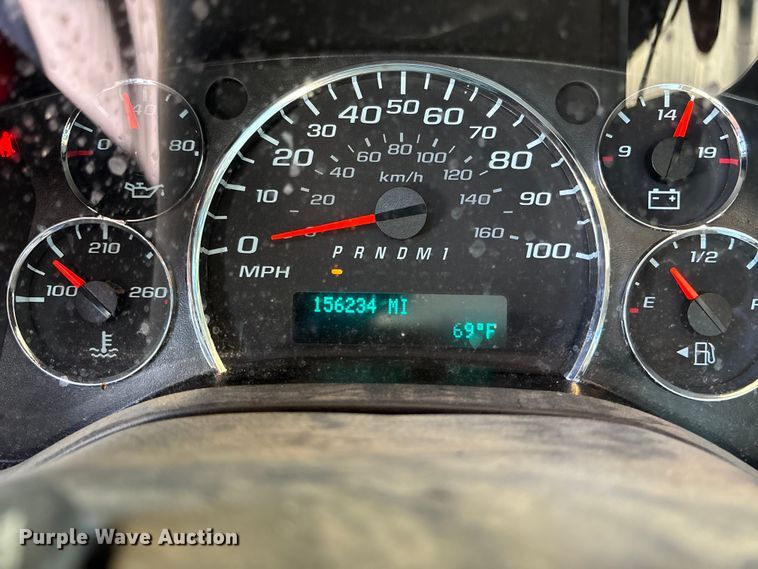 image for item EA4740 2019 GMC Savana utility van