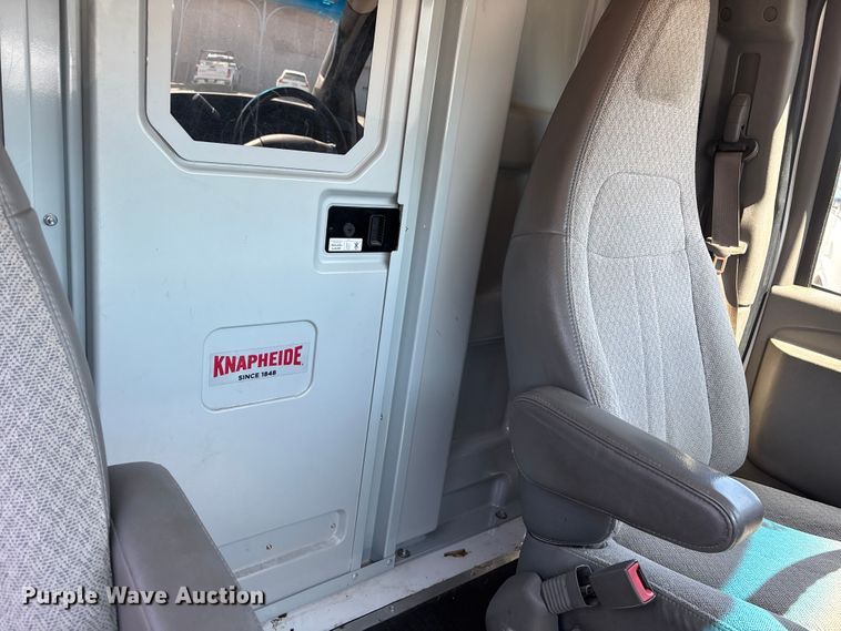 image for item EA4740 2019 GMC Savana utility van