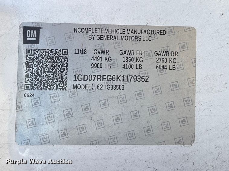 image for item EA4740 2019 GMC Savana utility van