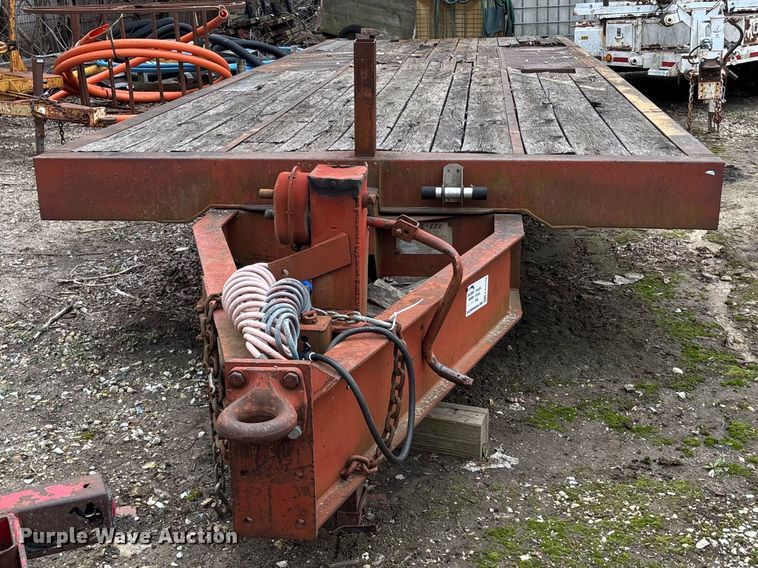 image for item EA4748 1987 Trail-EZE tilt deck equipment trailer