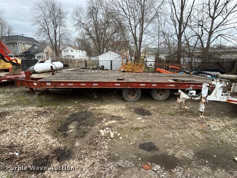 image for item EA4748 1987 Trail-EZE tilt deck equipment trailer