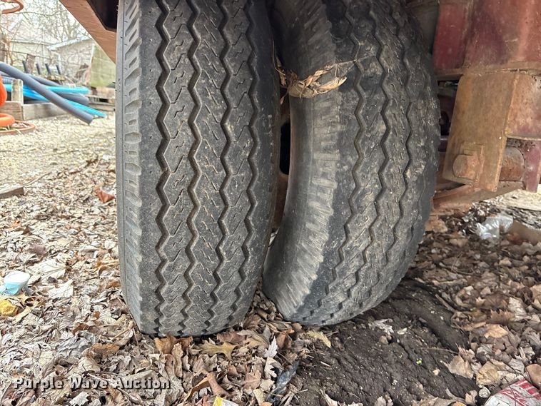 image for item EA4748 1987 Trail-EZE tilt deck equipment trailer