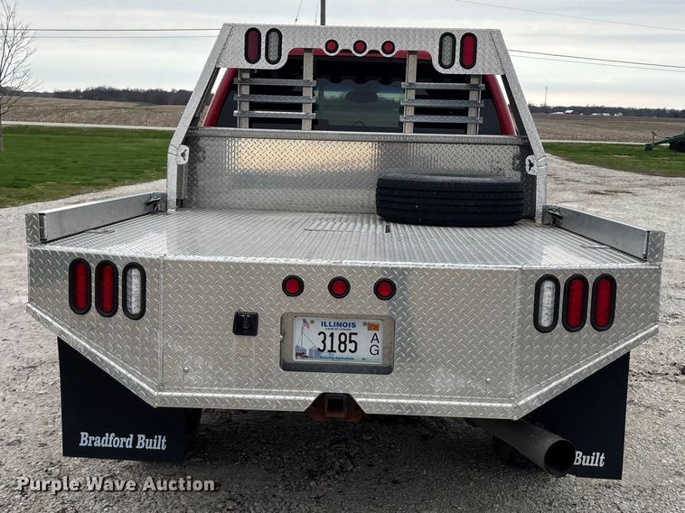 image for item EA4749 2007 Chevrolet Silverado 2500HD LT Crew Cab pickup truck