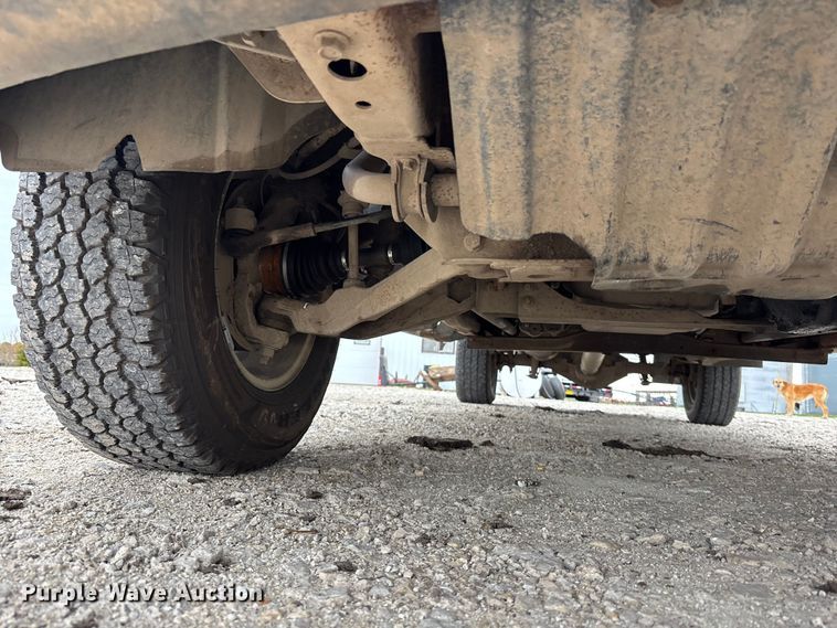 image for item EA4749 2007 Chevrolet Silverado 2500HD LT Crew Cab pickup truck