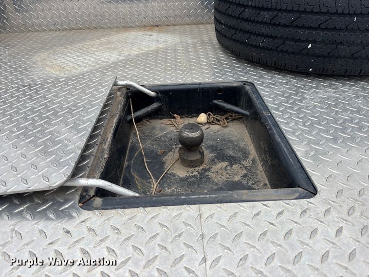 image for item EA4749 2007 Chevrolet Silverado 2500HD LT Crew Cab pickup truck