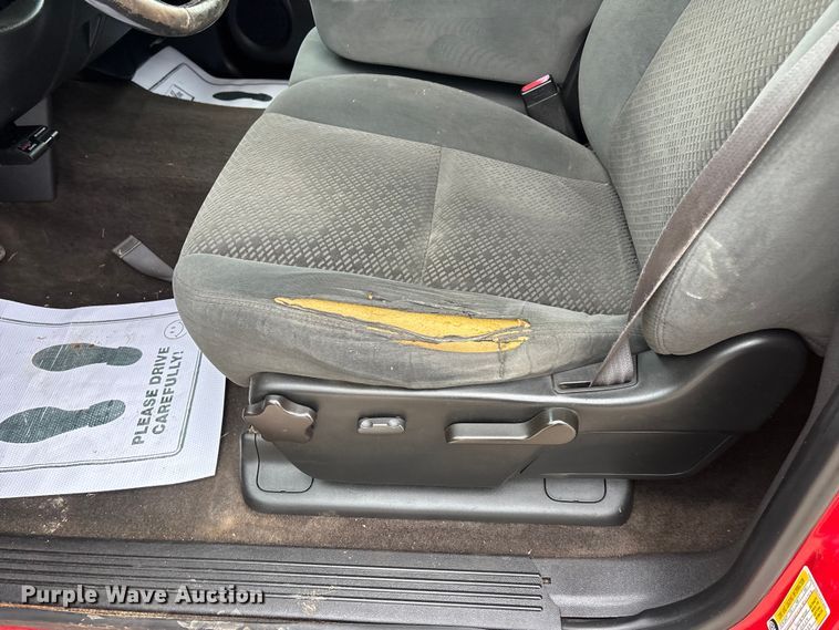 image for item EA4749 2007 Chevrolet Silverado 2500HD LT Crew Cab pickup truck