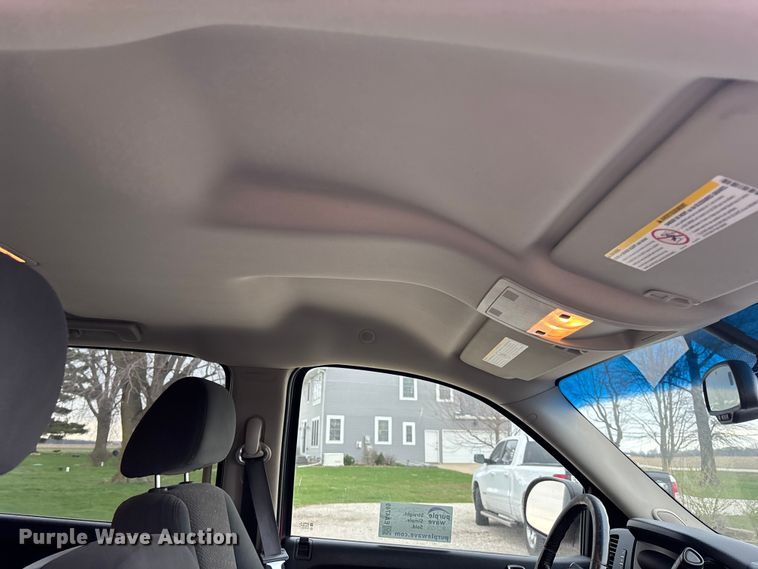 image for item EA4749 2007 Chevrolet Silverado 2500HD LT Crew Cab pickup truck