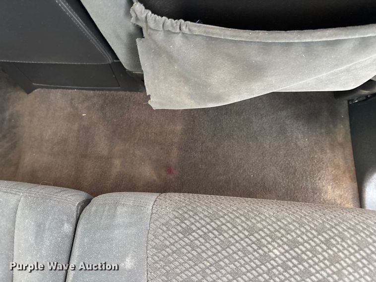 image for item EA4749 2007 Chevrolet Silverado 2500HD LT Crew Cab pickup truck