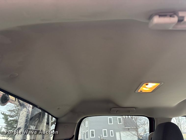 image for item EA4749 2007 Chevrolet Silverado 2500HD LT Crew Cab pickup truck