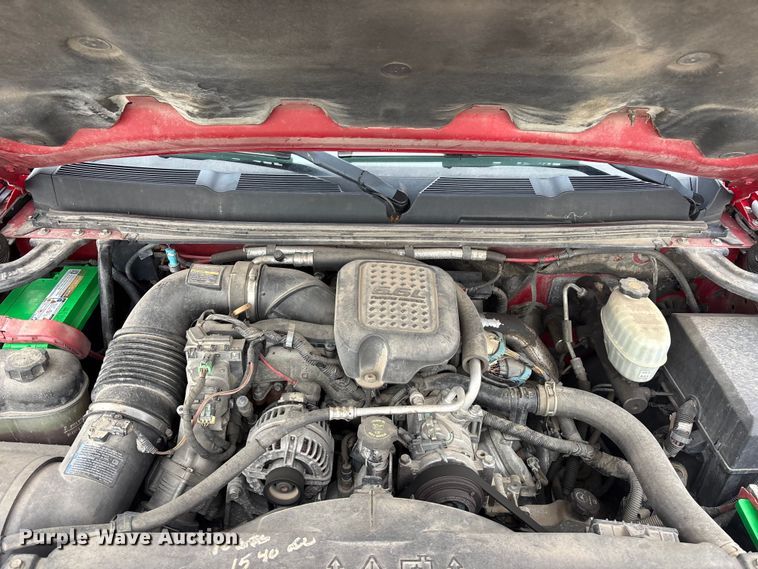 image for item EA4749 2007 Chevrolet Silverado 2500HD LT Crew Cab pickup truck