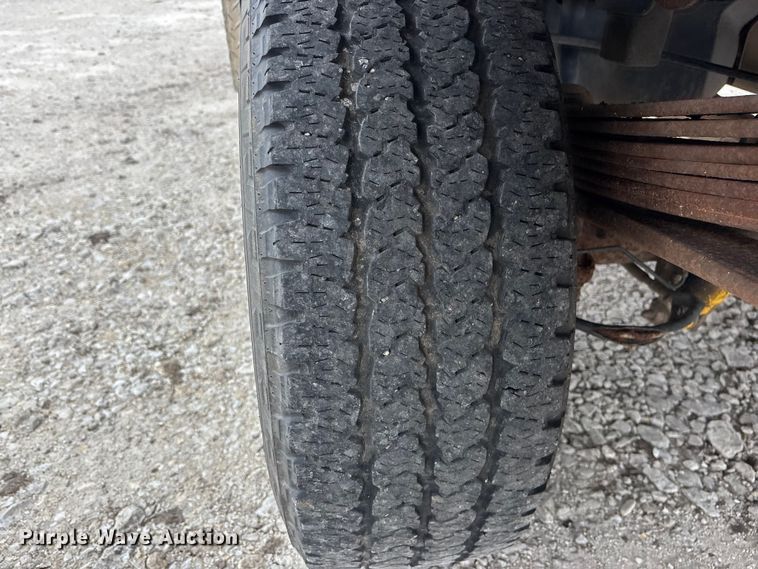 image for item EA4749 2007 Chevrolet Silverado 2500HD LT Crew Cab pickup truck