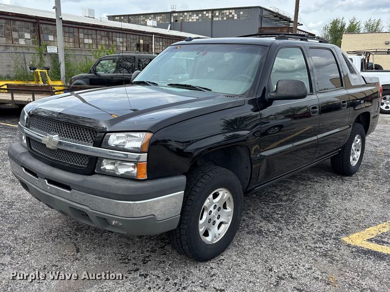 image for item EA4802 2004 Chevrolet Avalanche 