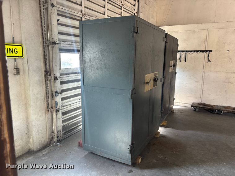 image for item EA5486 (2)  Schwab Safe Databank safes