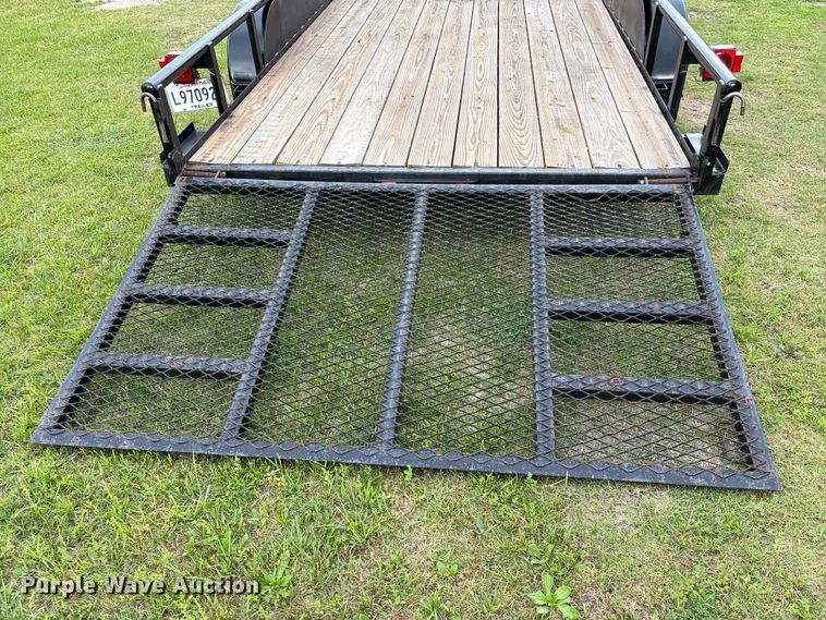 image for item EA7268 2017 Top Hat Industries MP18X7-7E-C utility trailer