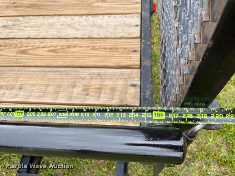 image for item EA7268 2017 Top Hat Industries MP18X7-7E-C utility trailer