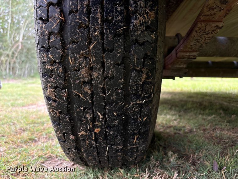 image for item EA7268 2017 Top Hat Industries MP18X7-7E-C utility trailer