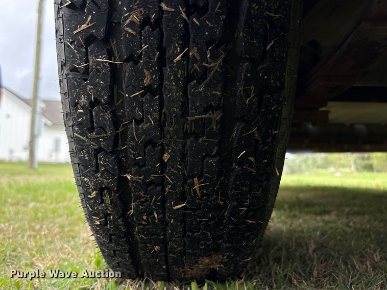 image for item EA7268 2017 Top Hat Industries MP18X7-7E-C utility trailer