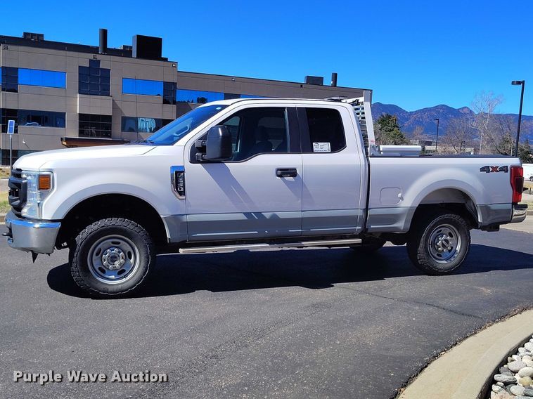 image for item EC8988 2021 Ford F250 Super Duty Ext. Cab pickup truck