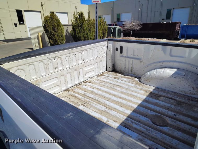 image for item EC8988 2021 Ford F250 Super Duty Ext. Cab pickup truck