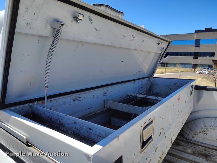 image for item EC8988 2021 Ford F250 Super Duty Ext. Cab pickup truck