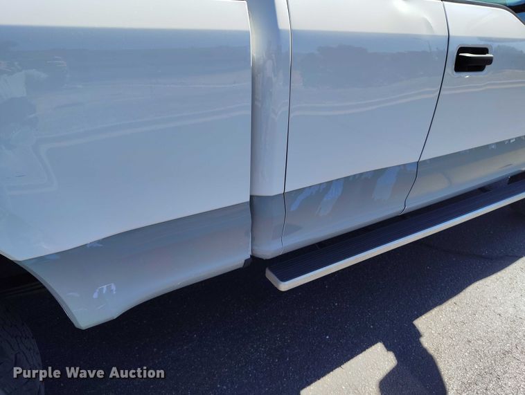 image for item EC8988 2021 Ford F250 Super Duty Ext. Cab pickup truck