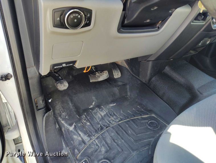 image for item EC8988 2021 Ford F250 Super Duty Ext. Cab pickup truck