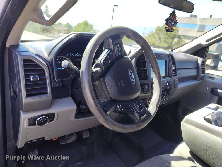 image for item EC8988 2021 Ford F250 Super Duty Ext. Cab pickup truck