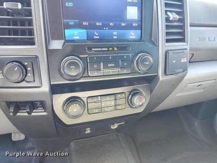 image for item EC8988 2021 Ford F250 Super Duty Ext. Cab pickup truck