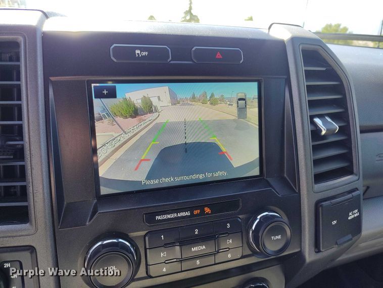 image for item EC8988 2021 Ford F250 Super Duty Ext. Cab pickup truck