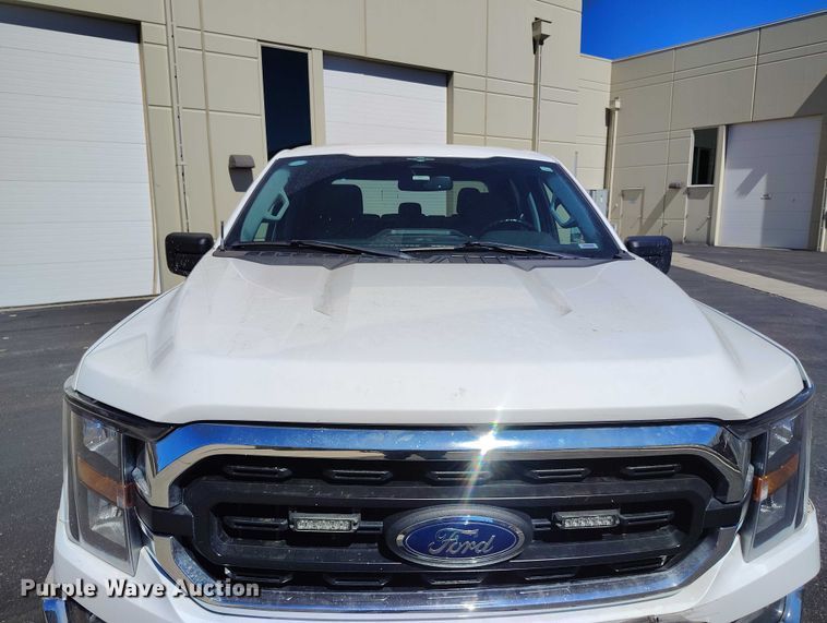 image for item EC8989 2023 Ford F150 Crew Cab pickup truck