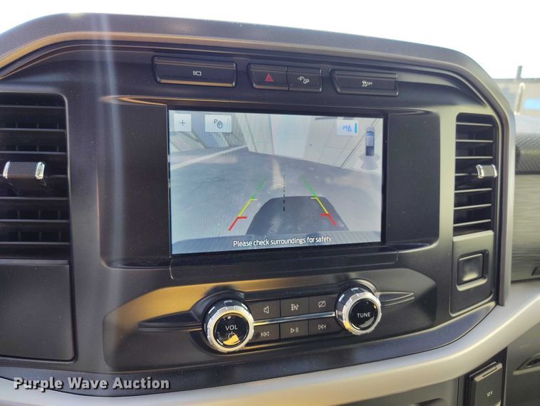 image for item EC8989 2023 Ford F150 Crew Cab pickup truck