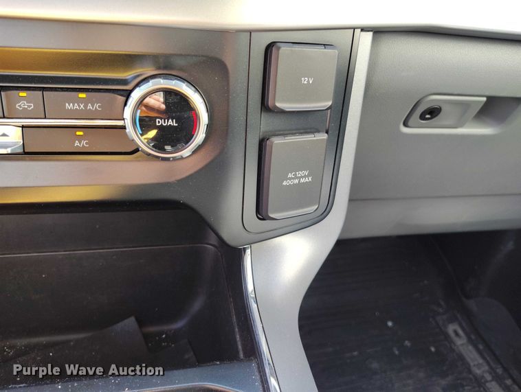 image for item EC8989 2023 Ford F150 Crew Cab pickup truck