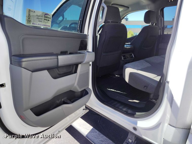 image for item EC8989 2023 Ford F150 Crew Cab pickup truck