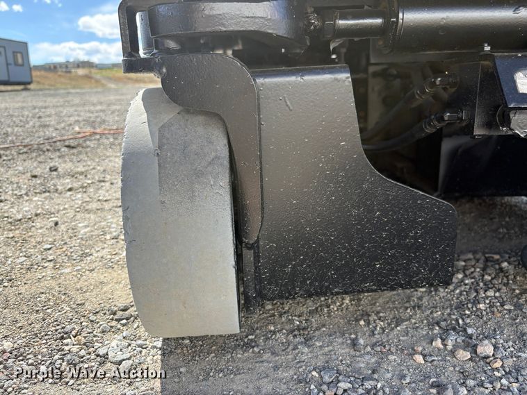 image for item EC8996 2017 Skyjack SJ111 - 3219 scissor lift