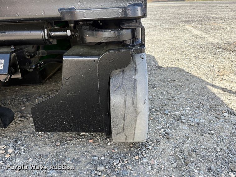 image for item EC8996 2017 Skyjack SJ111 - 3219 scissor lift