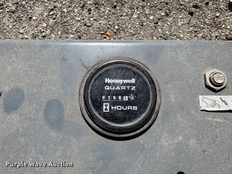 image for item EC8997 2014 Skyjack SJ1I-3219 scissor lift