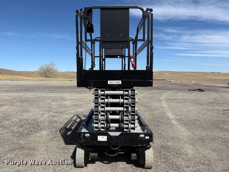 image for item EC8998 2016 Genie GS-4047 scissor lift