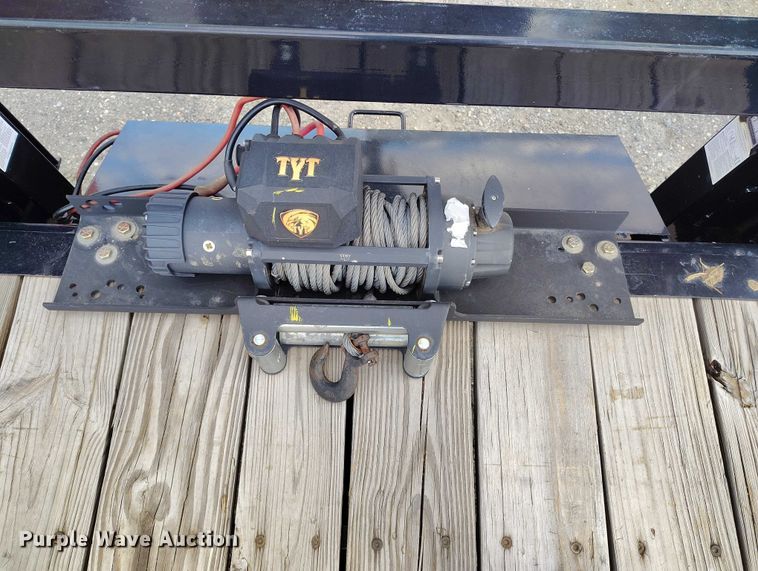 image for item EC8999 2022 Big Tex 14GN-35+5 equipment trailer