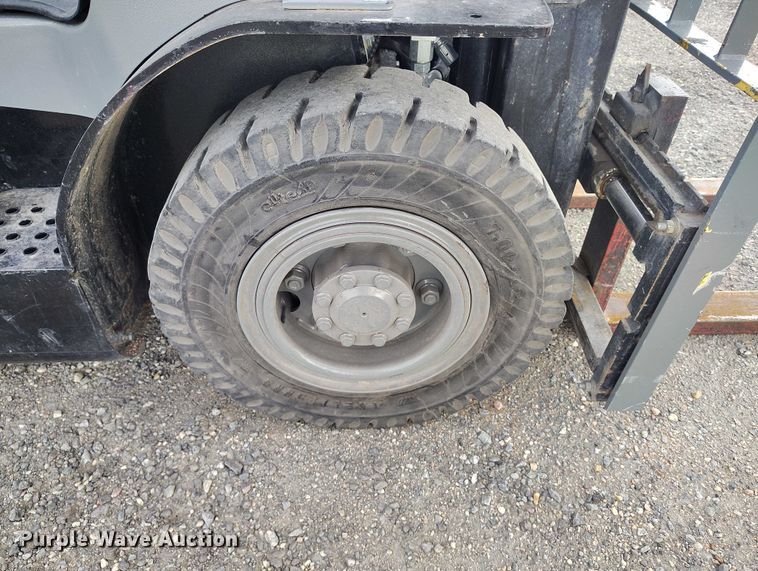 image for item ED0000 2019 Hyster H50XT forklift