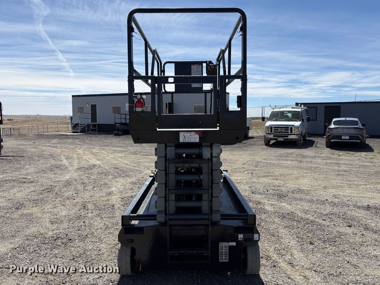 image for item ED0001 2021 MEC 4555SE scissor lift