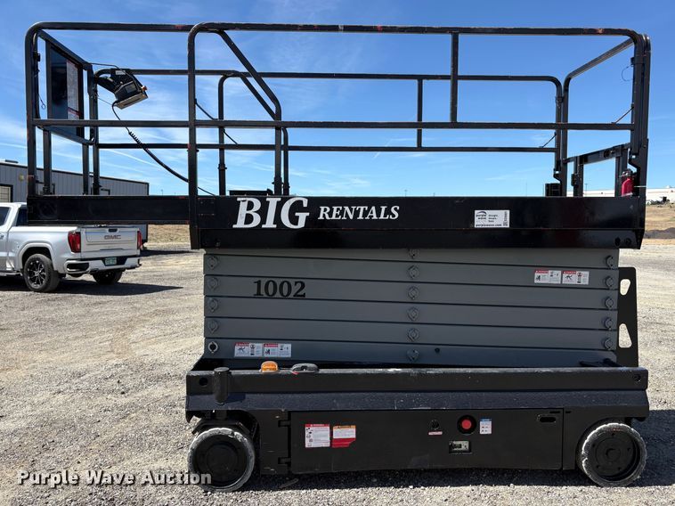 image for item ED0001 2021 MEC 4555SE scissor lift