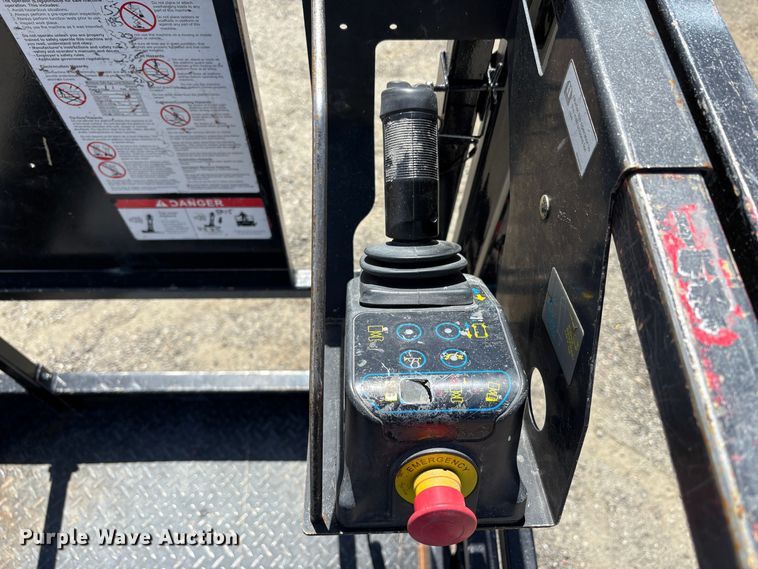 image for item ED0001 2021 MEC 4555SE scissor lift