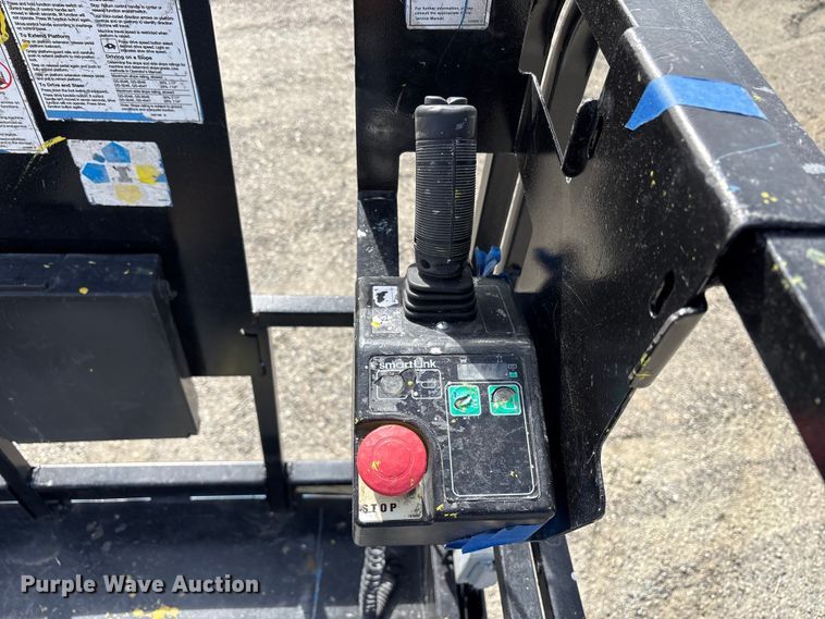 image for item ED0002 2016 Genie GS-4047 scissor lift