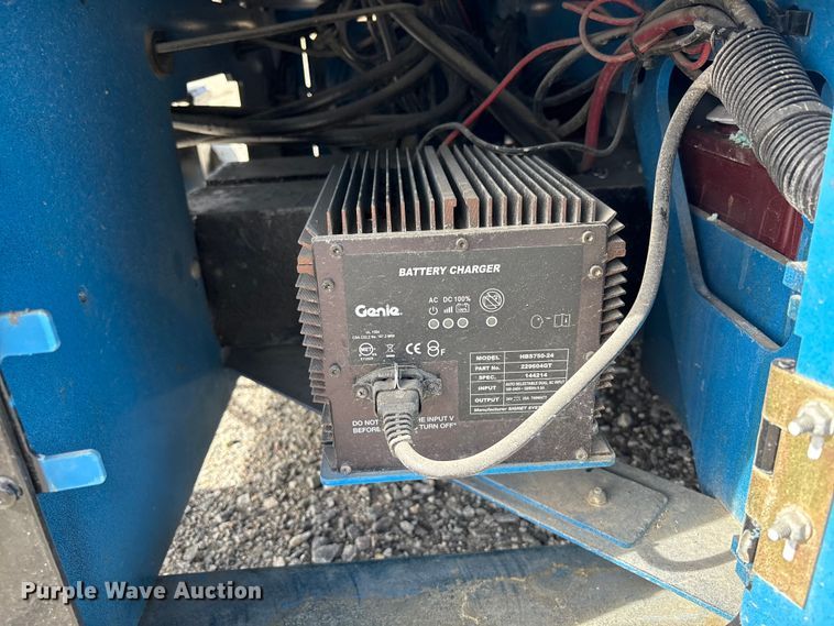 image for item ED0002 2016 Genie GS-4047 scissor lift