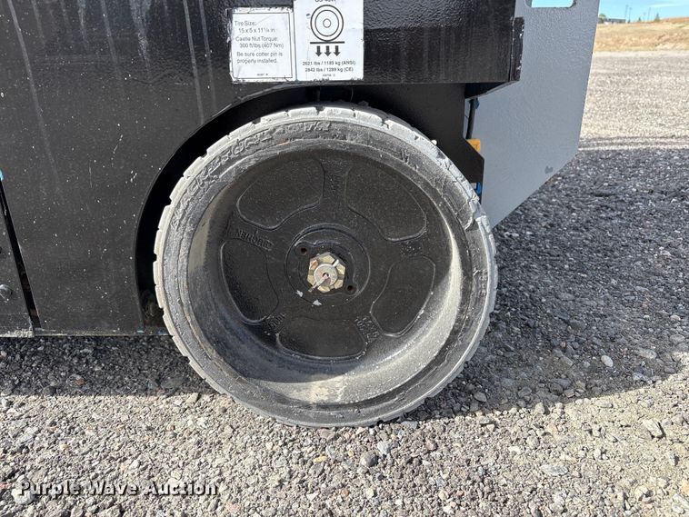 image for item ED0002 2016 Genie GS-4047 scissor lift