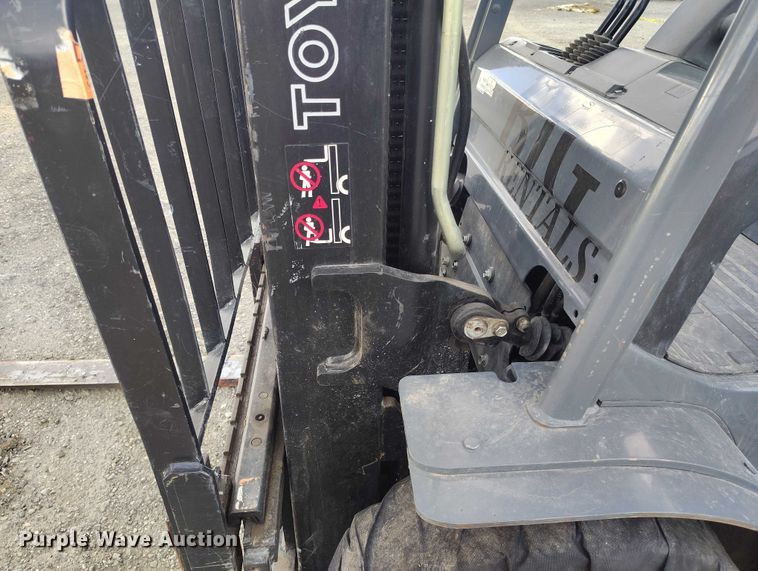 image for item ED0003 Toyota 8FUG25 forklift