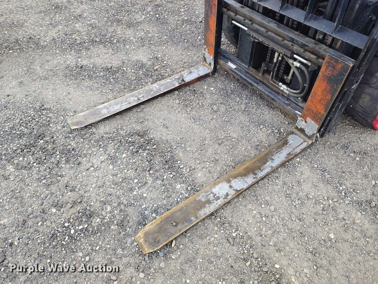 image for item ED0003 Toyota 8FUG25 forklift